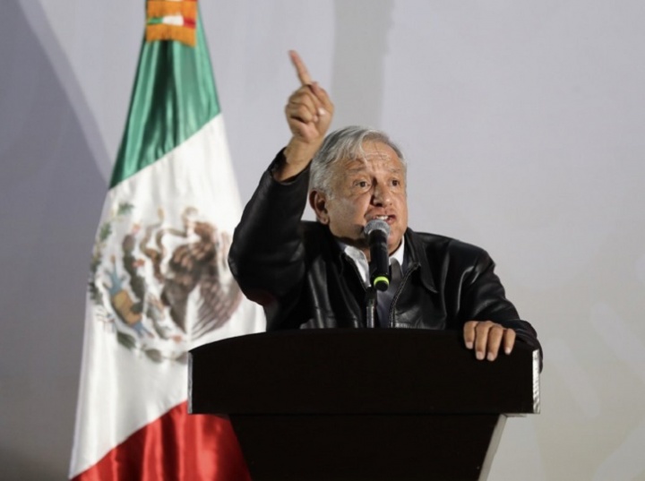 Obrador aclaró que en su gobierno cuando se cometa un error lo van a rectificar: “porque no podemos aferrarnos”. (Foto: Captura de pantalla)
