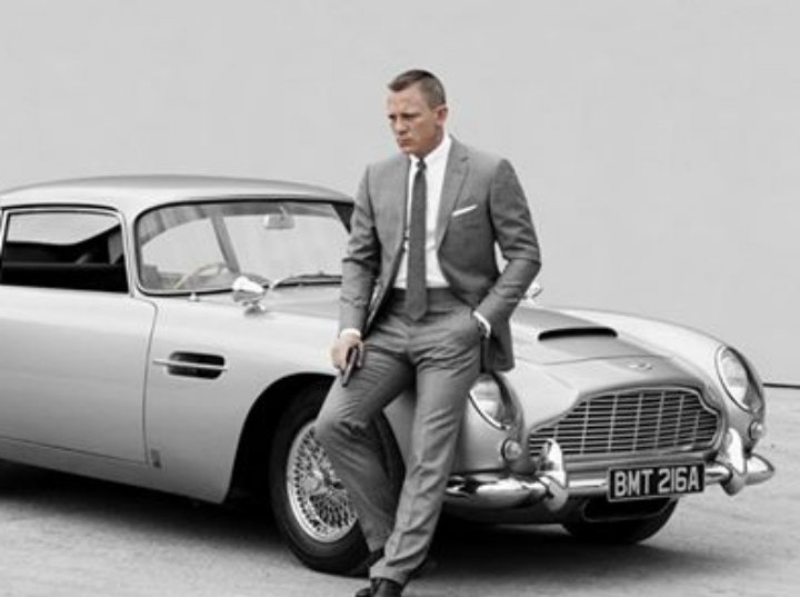 Ana de Armas, Rami Malek y James Bond. Foto: Facebook