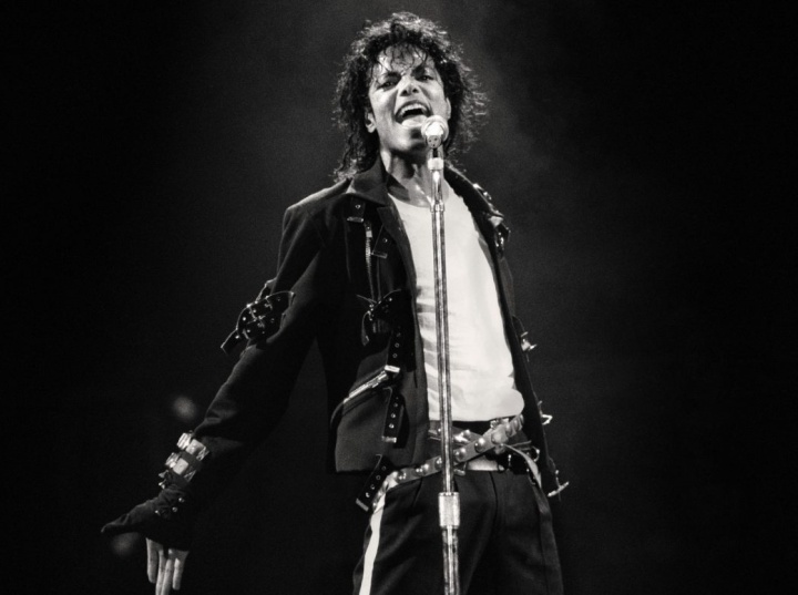 surgen imágenes de Michael Jackson al lado de una de las presuntas víctimas de Leaving Neverland/Foto: Getty
