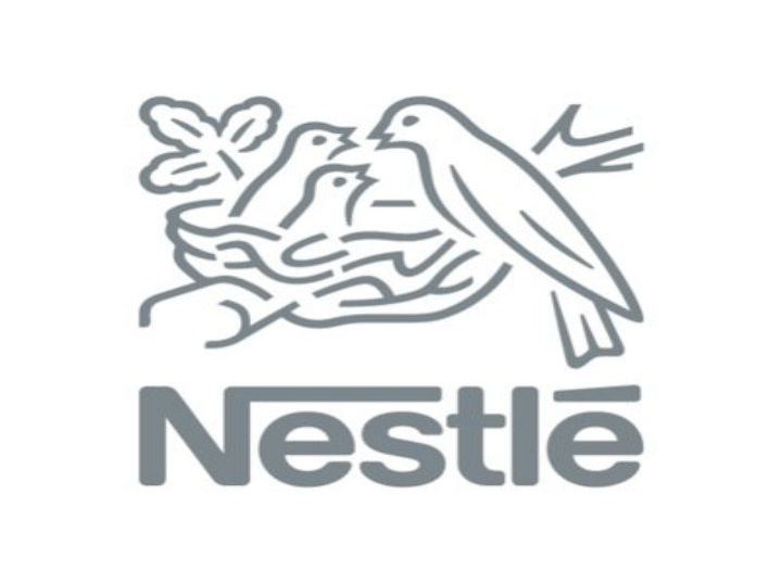 Nestlé busca alternativas a los popotes plásticos